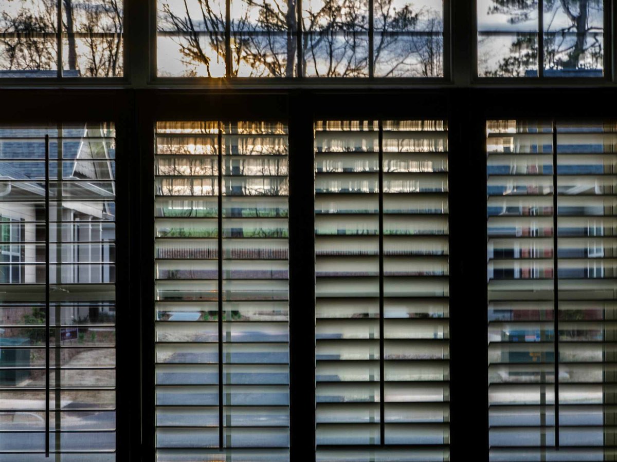 How to Choose the Right Slat Size for Your Blinds
